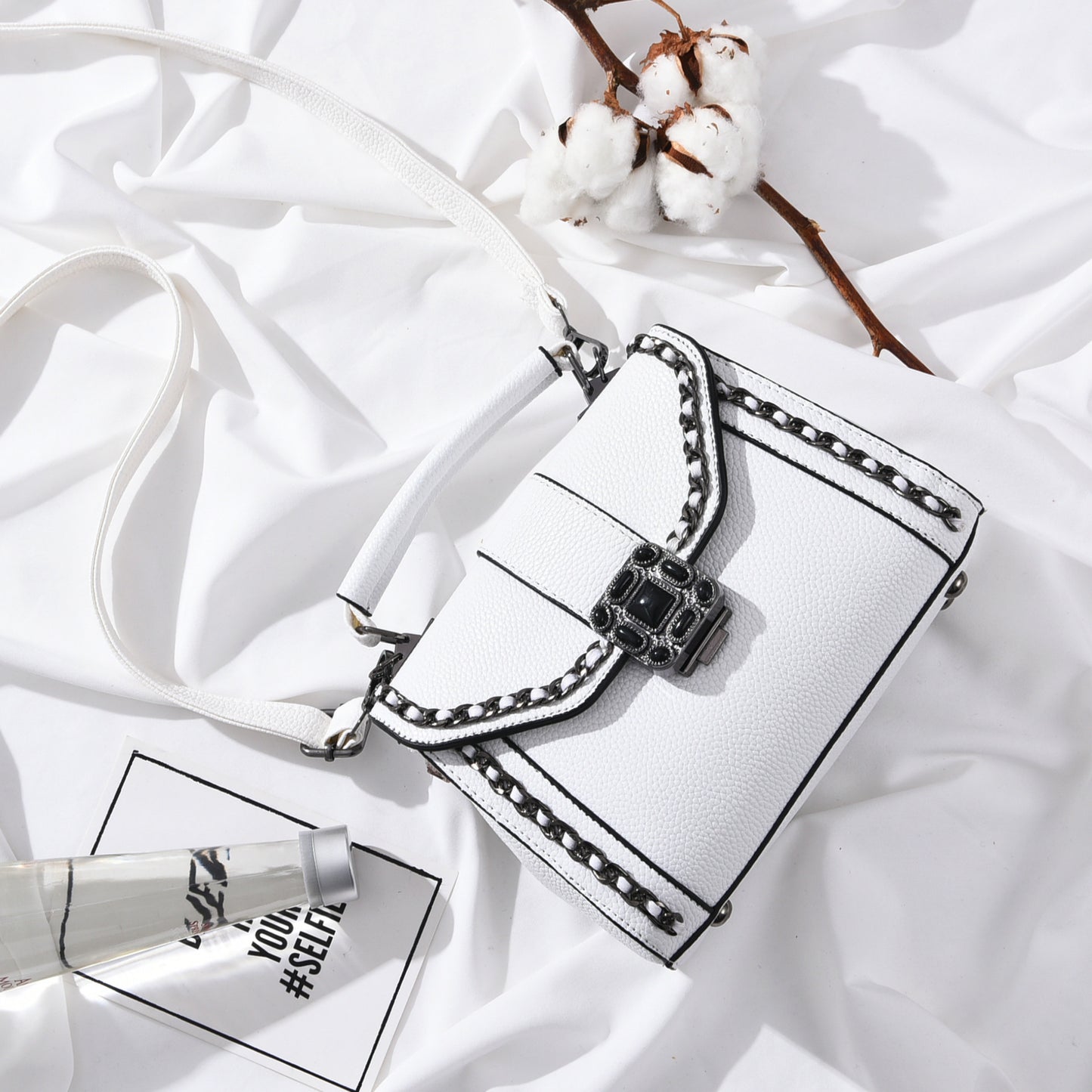 Your Perfect Opulent Chain Shoulder Bag Delivers City Luxe With Premium PU Leather You'll Treasure In 2026.