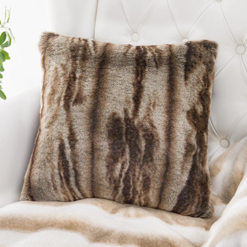 High-end Fluffy Faux Fox Fur Throw Pillows Decor Home High Quality Plush Back Cushion for Sofa Bed Chair Super Soft Cushion Cozy