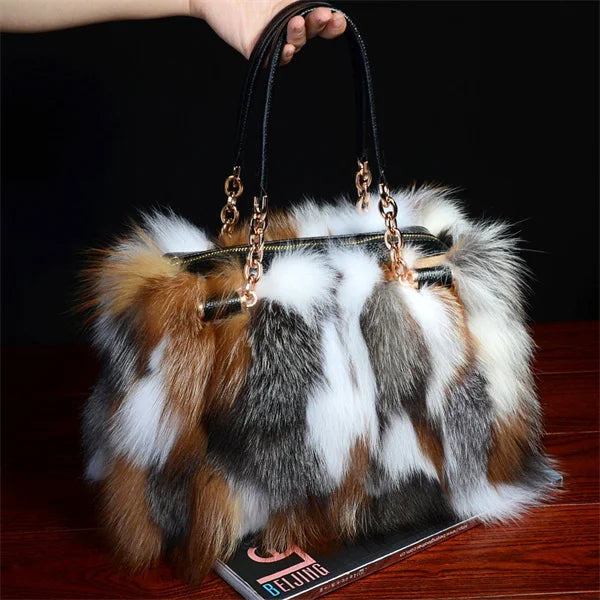 2026 New Clothing Designer Luxury Soft Fox Hair High-end Handbag Fashion Large Capacity Charm Women's Special Fur Bag
