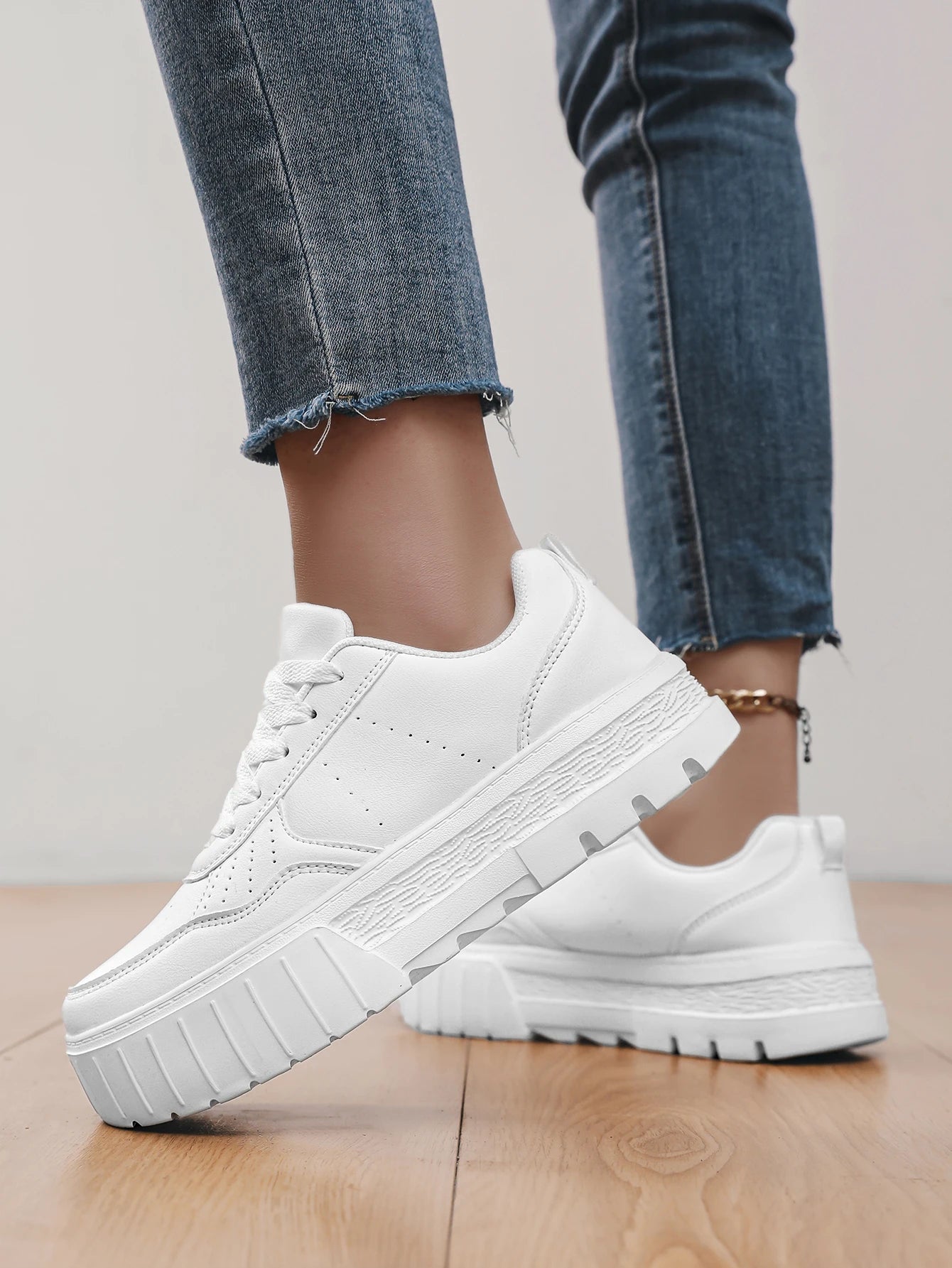 Women Casual Sneakers PU Leather Platform Sneakers for Women Classics Comfort Skateboarding Shoes Non-Slip Free Shipping