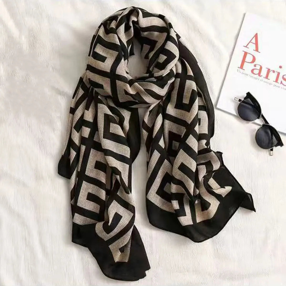 1 pcs 90cm scarf for women autumn-winter fashion warm bib with high-grade Korean printed large cape