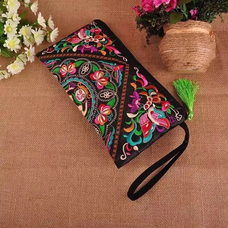 Retro Style Square Purse Ethnic Style Phone Clutches Floral Embroidered Bag Zipper Storage Bag Flower Fabric Clutch Bag