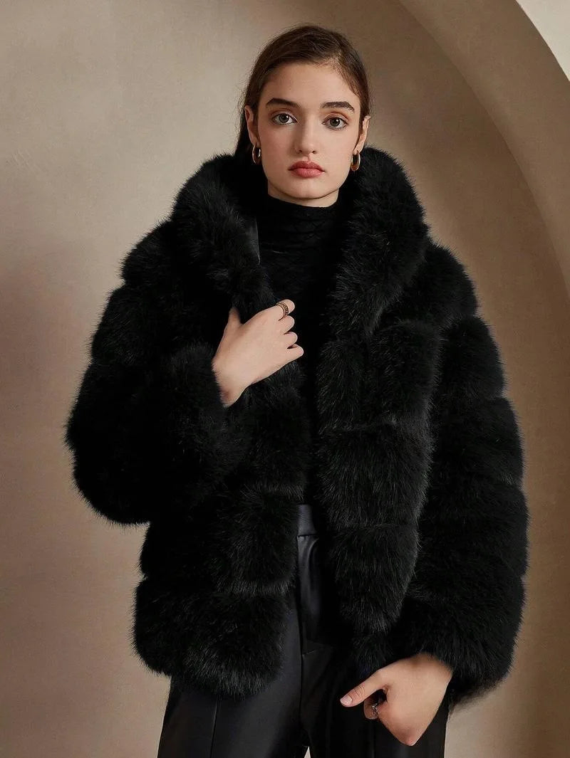 Luxe Women's Short Hooded Faux Fox Fur Coat Fashion Streetwear with Faux Fur Trim Thickened Winter Faux Fur Outwear