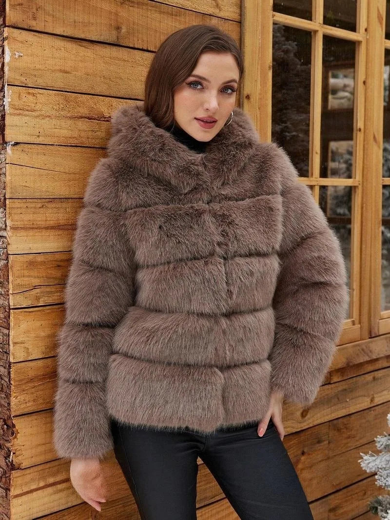 Luxe Women's Short Hooded Faux Fox Fur Coat Fashion Streetwear with Faux Fur Trim Thickened Winter Faux Fur Outwear