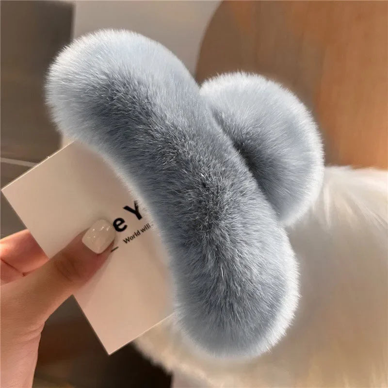 Rabbit Fur Plush Small Crab Clip Square Hair Claw Women Elegant Shark Clip Hairpin Barrettes Ponytail Holder Hair Accessories