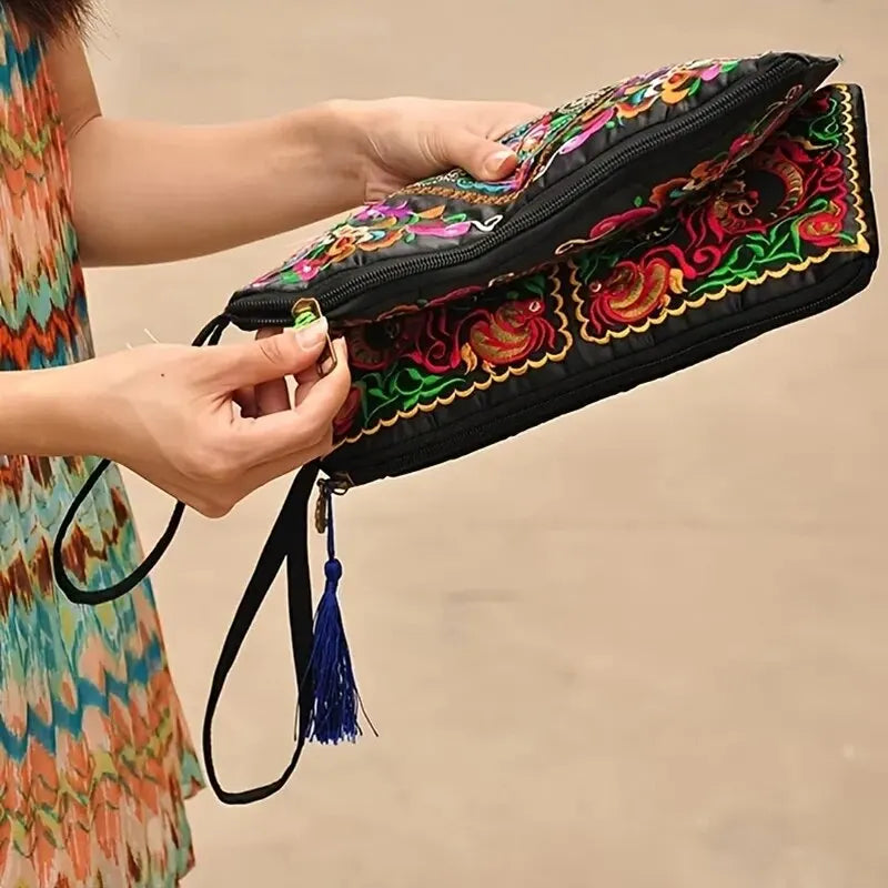 Retro Style Square Purse Ethnic Style Phone Clutches Floral Embroidered Bag Zipper Storage Bag Flower Fabric Clutch Bag