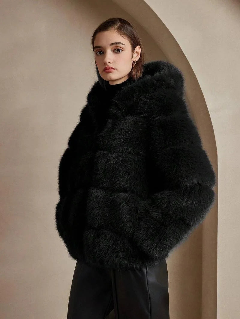 Luxe Women's Short Hooded Faux Fox Fur Coat Fashion Streetwear with Faux Fur Trim Thickened Winter Faux Fur Outwear