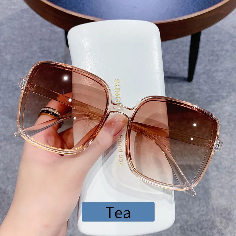 Oversized Sunglasses with Mirrored Gradient UV400 Lenses for Women