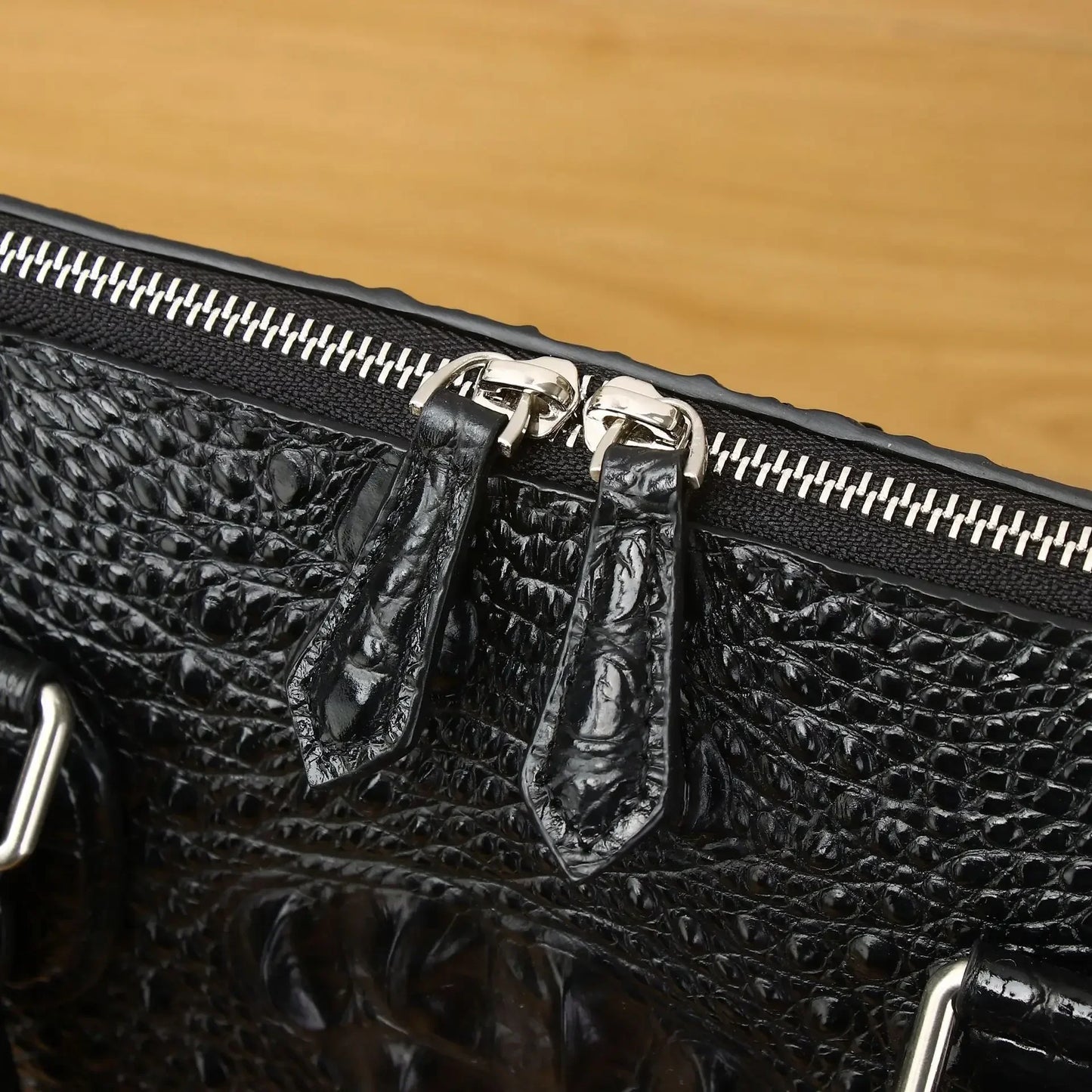 2025 New alligator Laptop Bags Cow Genuine Leather Men's Briefcase Luxury Brand Male Handbags Men Messenger 14 Inch Computer Bag
