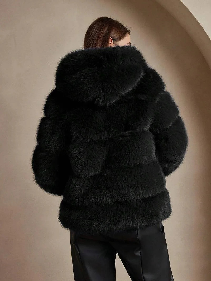 Luxe Women's Short Hooded Faux Fox Fur Coat Fashion Streetwear with Faux Fur Trim Thickened Winter Faux Fur Outwear