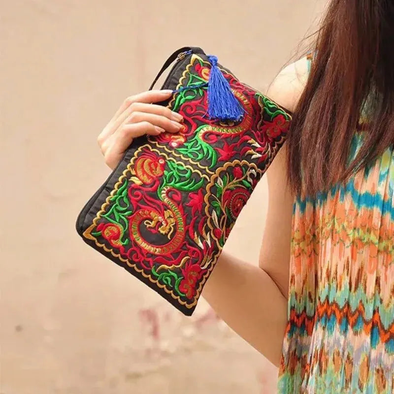 Retro Style Square Purse Ethnic Style Phone Clutches Floral Embroidered Bag Zipper Storage Bag Flower Fabric Clutch Bag