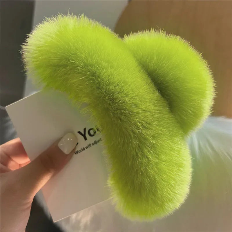 Rabbit Fur Plush Small Crab Clip Square Hair Claw Women Elegant Shark Clip Hairpin Barrettes Ponytail Holder Hair Accessories