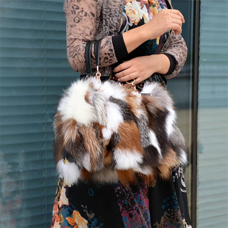 2026 New Clothing Designer Luxury Soft Fox Hair High-end Handbag Fashion Large Capacity Charm Women's Special Fur Bag