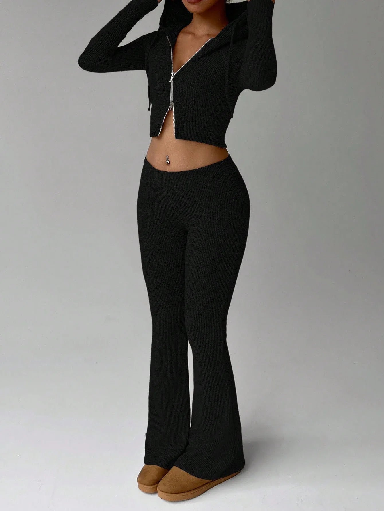 Cozy Women's Loungewear Set Zip-Up Hooded Top with Drawstring and Flared-Leg Trousers–Casual Fashionable Homewear