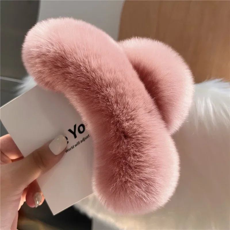 Rabbit Fur Plush Small Crab Clip Square Hair Claw Women Elegant Shark Clip Hairpin Barrettes Ponytail Holder Hair Accessories