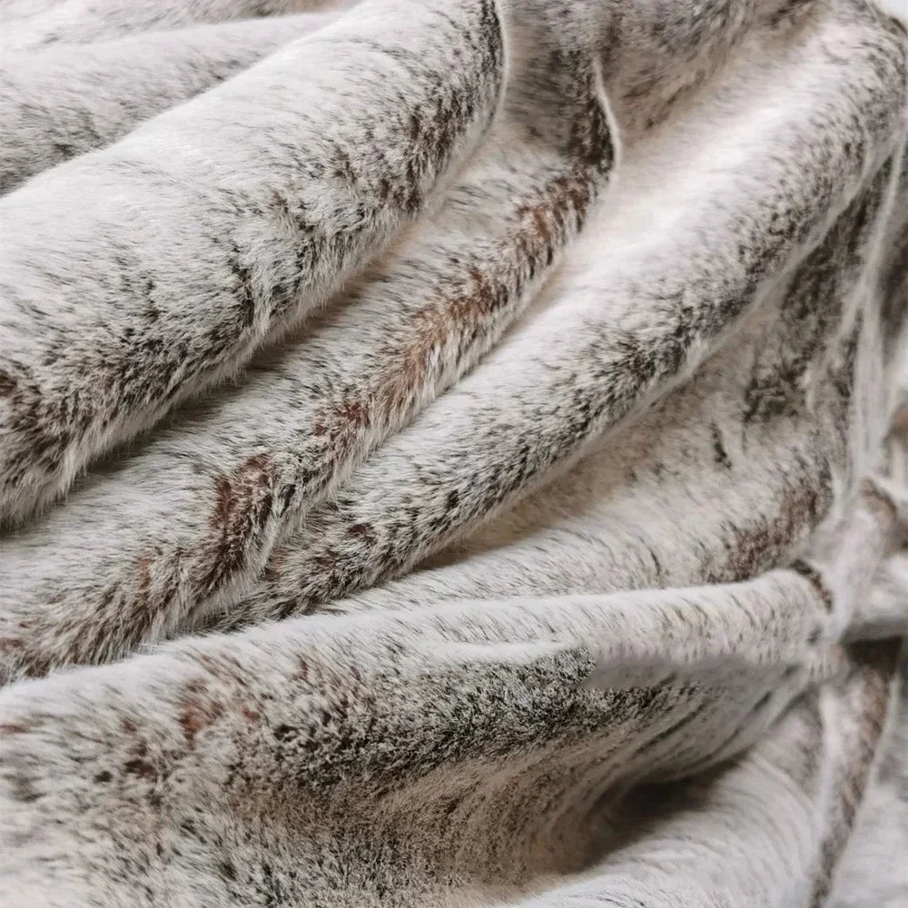 Long Hair Faux Fur Throw Blankets Soft Warm Home Decor Sofa Cover PV Plush Imitated Rabbit Fur Blankets