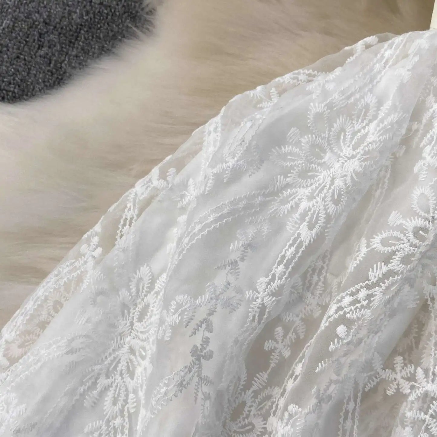 Designer Runway Lace Blazer Dress – Luxury Embroidered Long Gown for Elegant Evenings