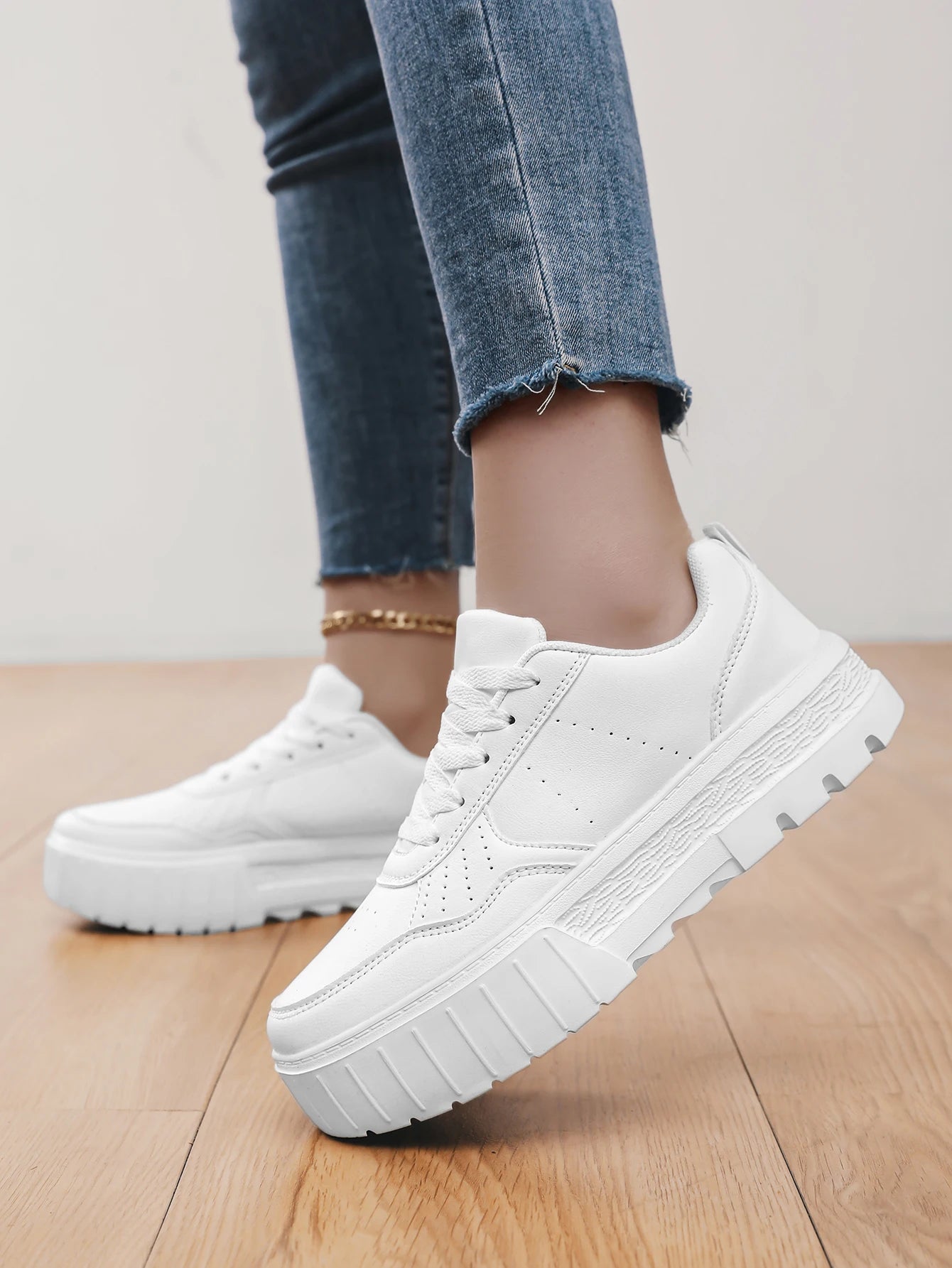 Women Casual Sneakers PU Leather Platform Sneakers for Women Classics Comfort Skateboarding Shoes Non-Slip Free Shipping