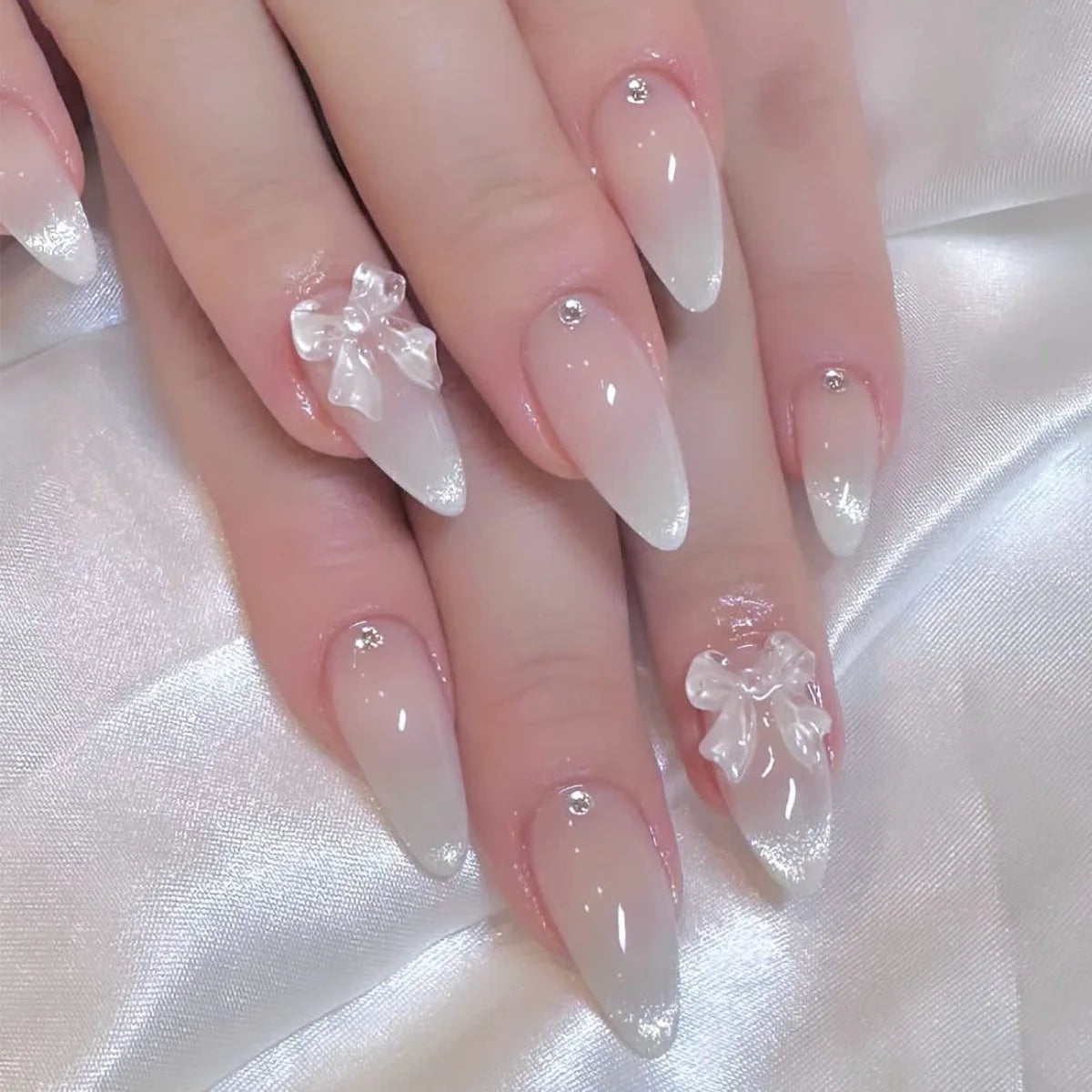 24pcs French Almond Press on Nails Simple False Nails Wearable Stick-on Nail Fake Nails Uñas Postizas Mujer Накладные Ногти 네일팁
