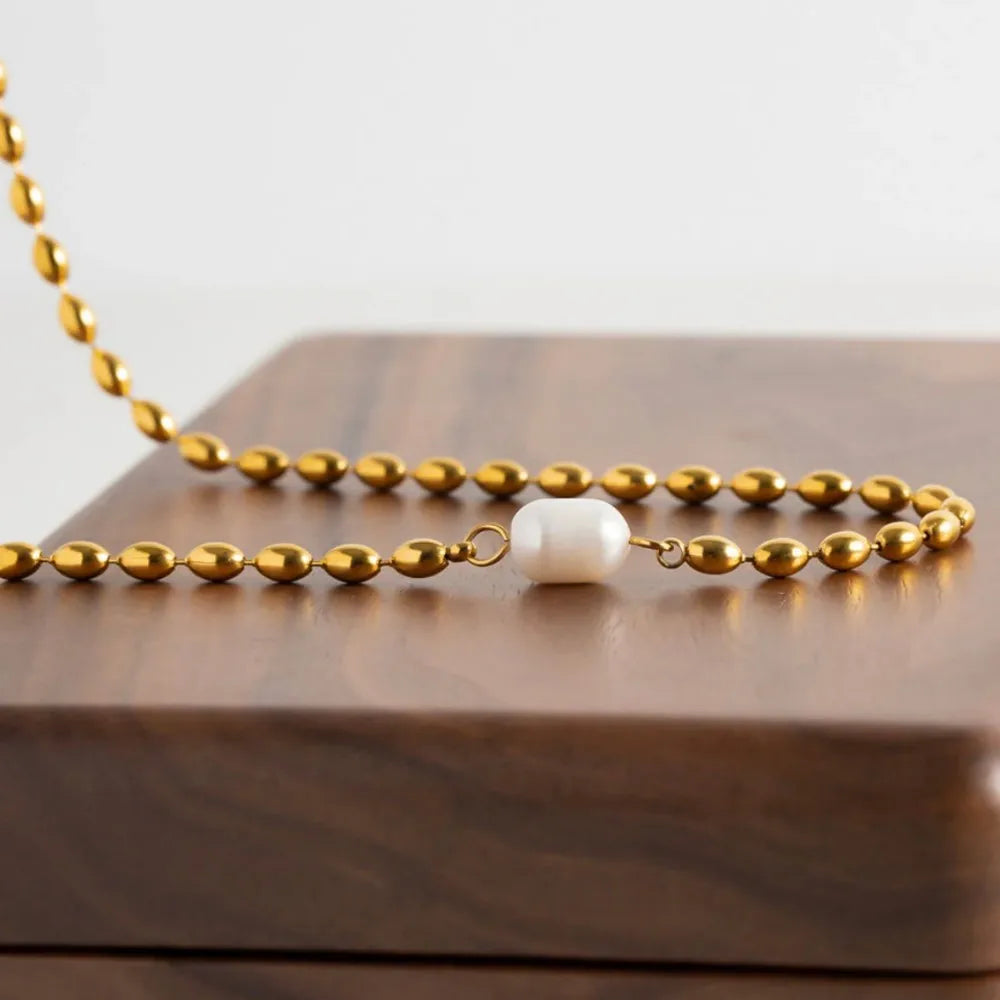Statement Natural Pearl Charm Beaded Stainless Steel Necklace for Women Gold Color Collarbone Chain Minimalist Jewelry Set