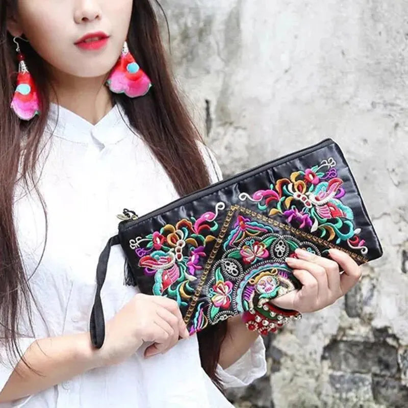 Retro Style Square Purse Ethnic Style Phone Clutches Floral Embroidered Bag Zipper Storage Bag Flower Fabric Clutch Bag