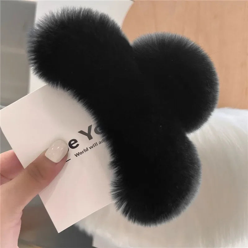 Rabbit Fur Plush Small Crab Clip Square Hair Claw Women Elegant Shark Clip Hairpin Barrettes Ponytail Holder Hair Accessories