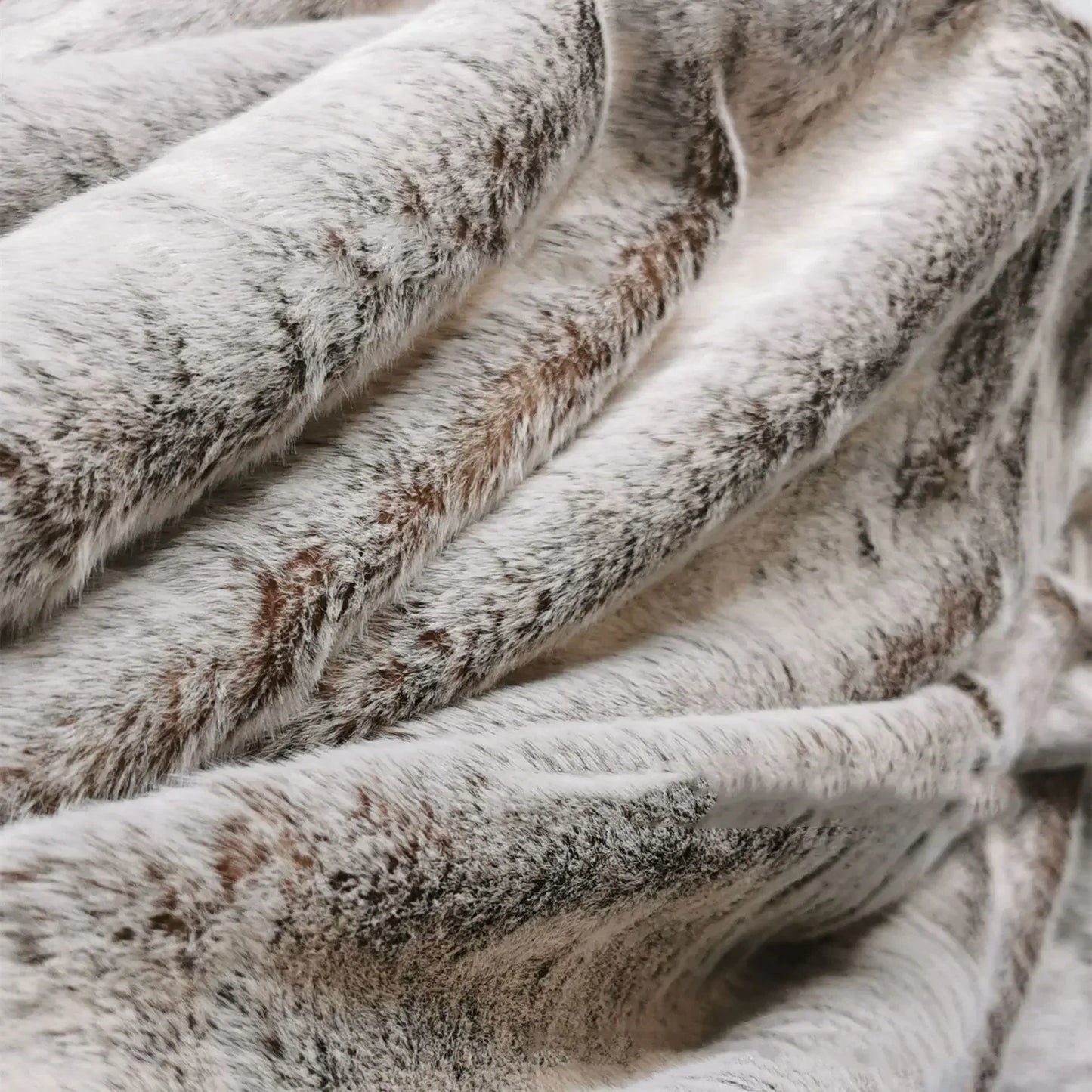 Long Hair Faux Fur Throw Blankets Soft Warm Home Decor Sofa Cover PV Plush Imitated Rabbit Fur Blankets