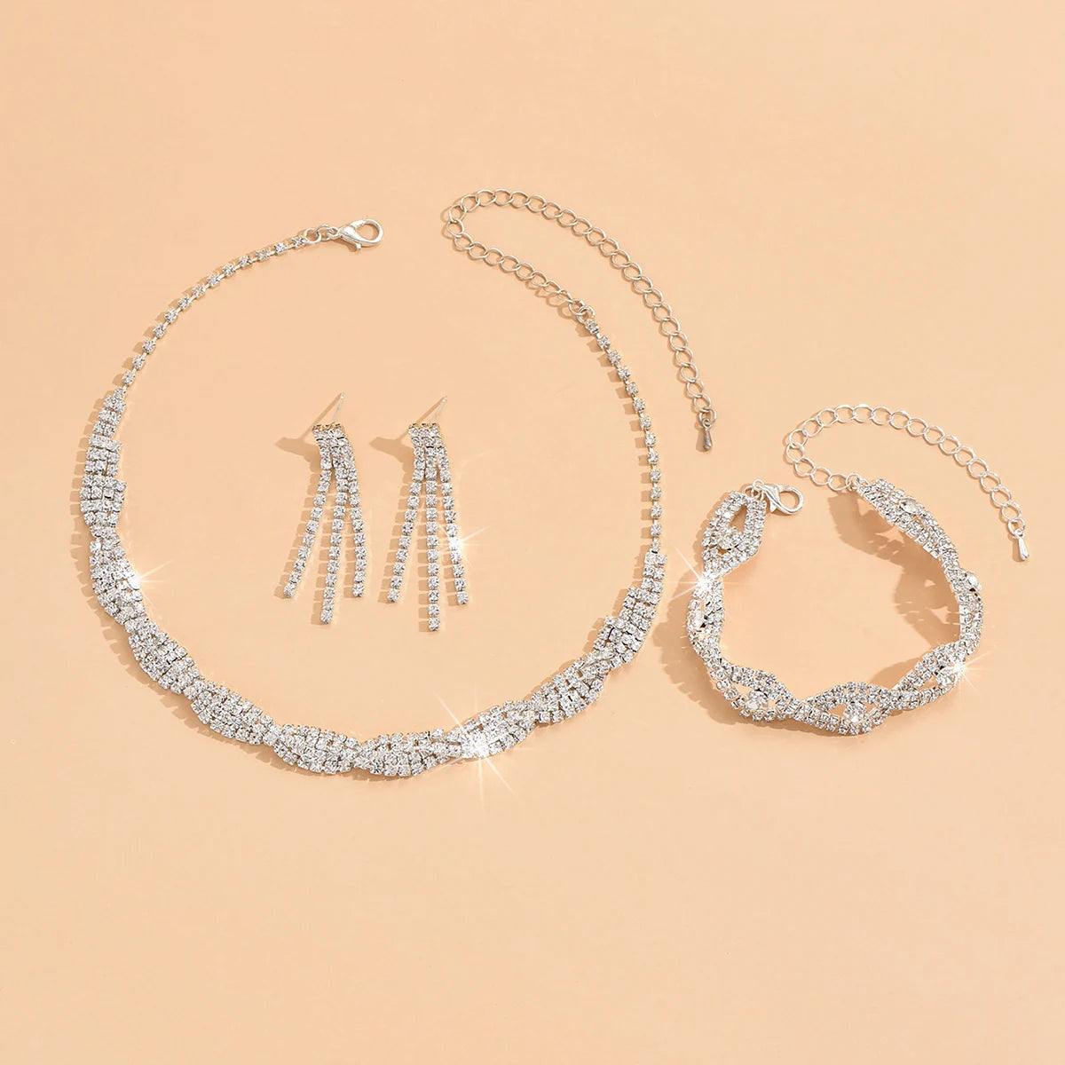 4-piece fashionable women's jewelry set with claw chains, rhinestones, necklaces, earrings, bracelets, gorgeous jewelry accessor