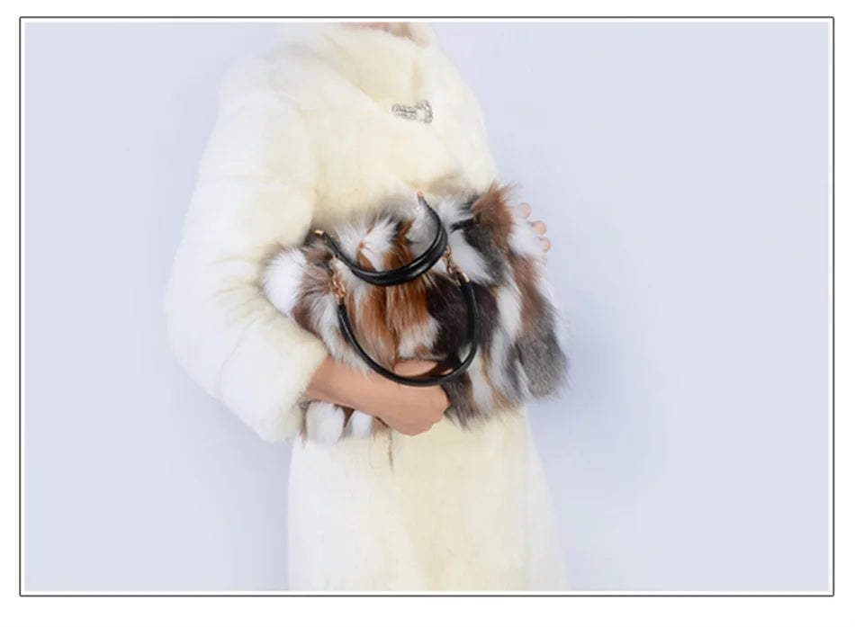 2026 New Clothing Designer Luxury Soft Fox Hair High-end Handbag Fashion Large Capacity Charm Women's Special Fur Bag