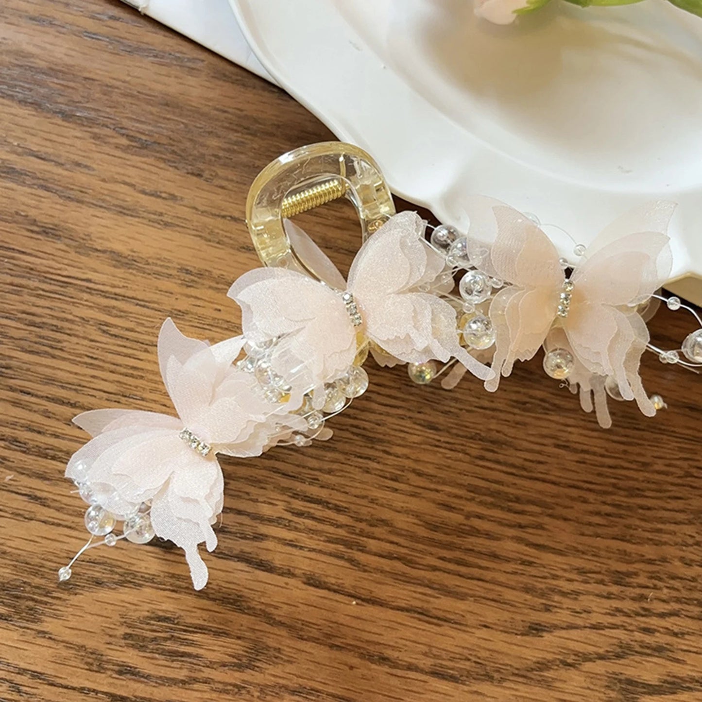 13cm Large Hair Claw For Women Elegant Butterfly Element Hair Gripper Exquisite Silk Flower Hair Clip Fashion Shark Hair Clips