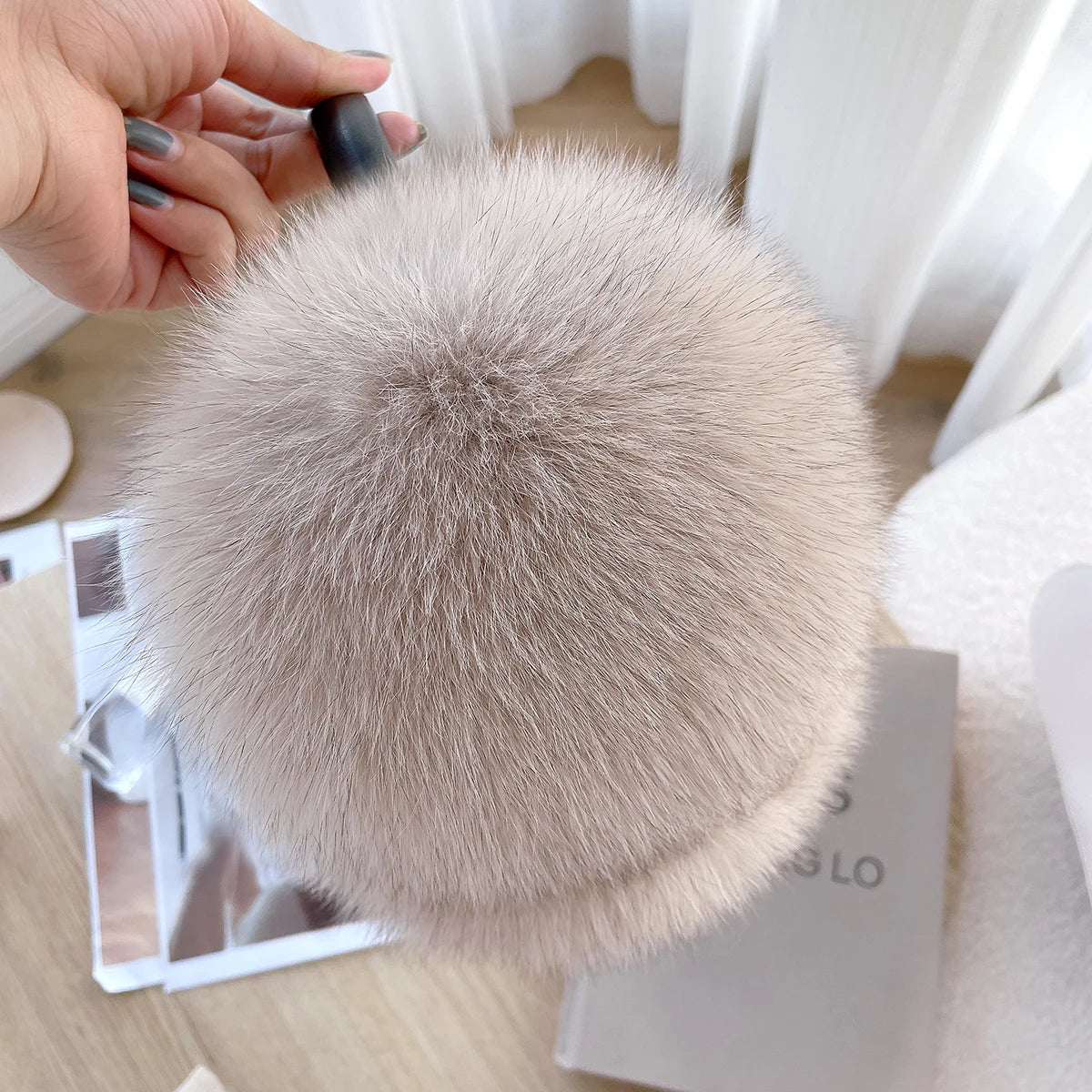 Winter Women Warm Real Fox Fur Earmuffs Girl's Earlap Ultra Large Ladies Plush Earmuff Luxury Ladies Fox Fur Earmuffs