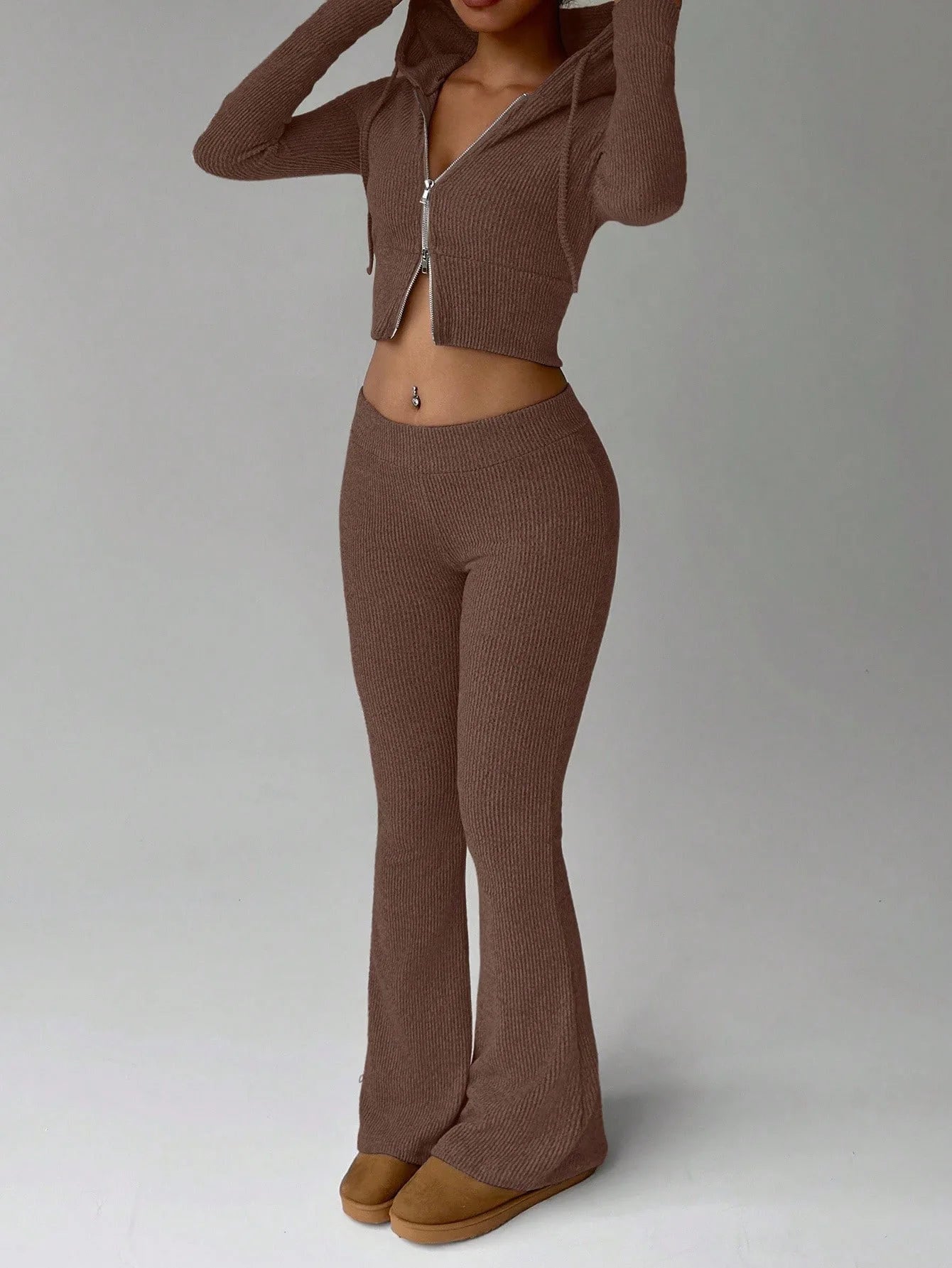 Cozy Women's Loungewear Set Zip-Up Hooded Top with Drawstring and Flared-Leg Trousers–Casual Fashionable Homewear