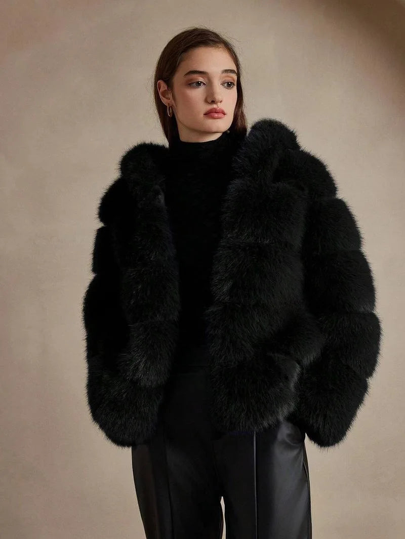Luxe Women's Short Hooded Faux Fox Fur Coat Fashion Streetwear with Faux Fur Trim Thickened Winter Faux Fur Outwear