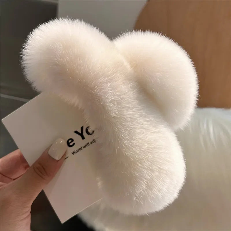 Rabbit Fur Plush Small Crab Clip Square Hair Claw Women Elegant Shark Clip Hairpin Barrettes Ponytail Holder Hair Accessories