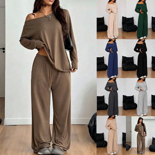 Relaxed lounge tee and wide-leg pants set, detail view