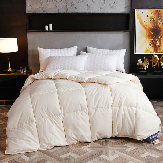 Duvet with tailored stitching, close view