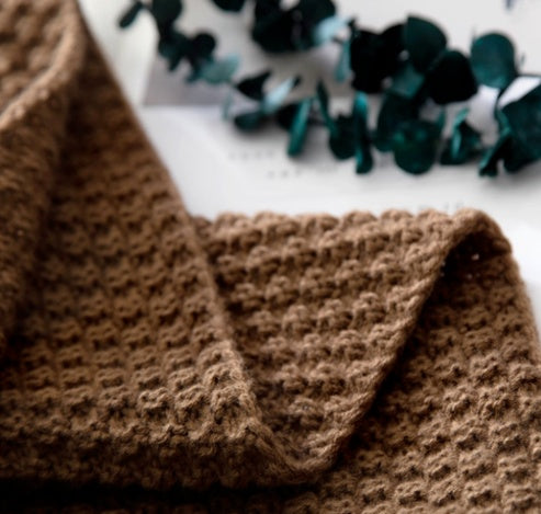 Nordic Fringed Knit Throw with Textured Acrylic Soft Draping for Sofa