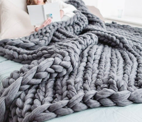 Handwoven Throw Blanket With Cashmere Feel And Durable Acrylic