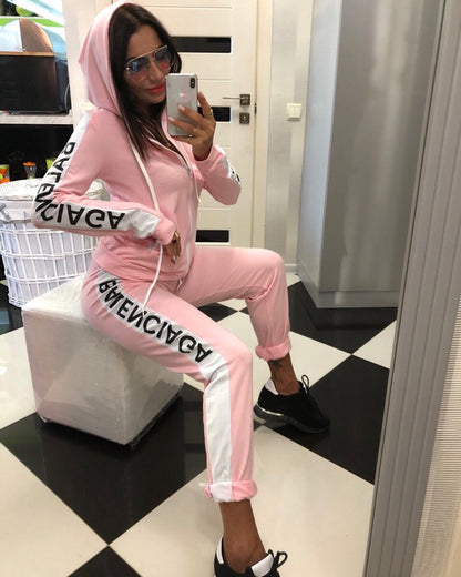 Women's Hoodie Sweatsuit Set for All Day Cozy Easy Wear