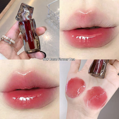 Glassy Lip Gloss with Hydrating Shine in Six Everyday Wear Shades