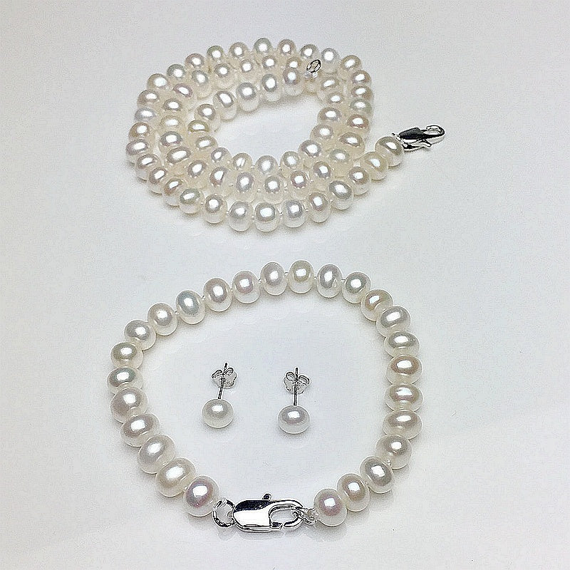 Lustrous Necklace Set With Freshwater Pearl Beads For Everyday Shine Gift Ready