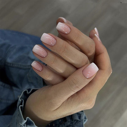 Wear Armor Short White Gradient Nails