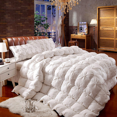 Luxe Twisted Goose Down Duvet – Ultra-Soft Cotton Cover, Pinch Pleat Design, All-Season Warmth & Cloud-Like Comfort