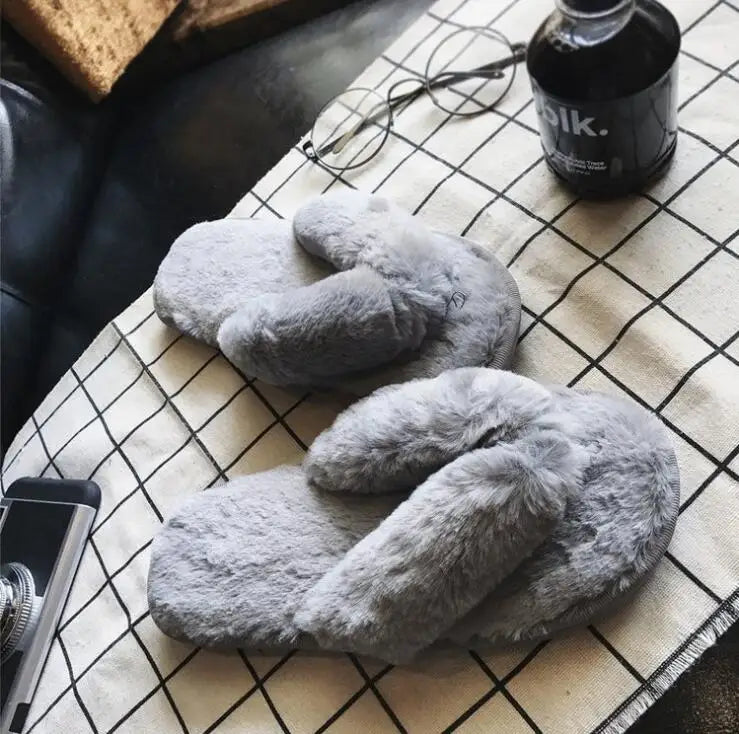Luxe Studio Plush Faux Fur Slippers  | Merch Gone Viral.