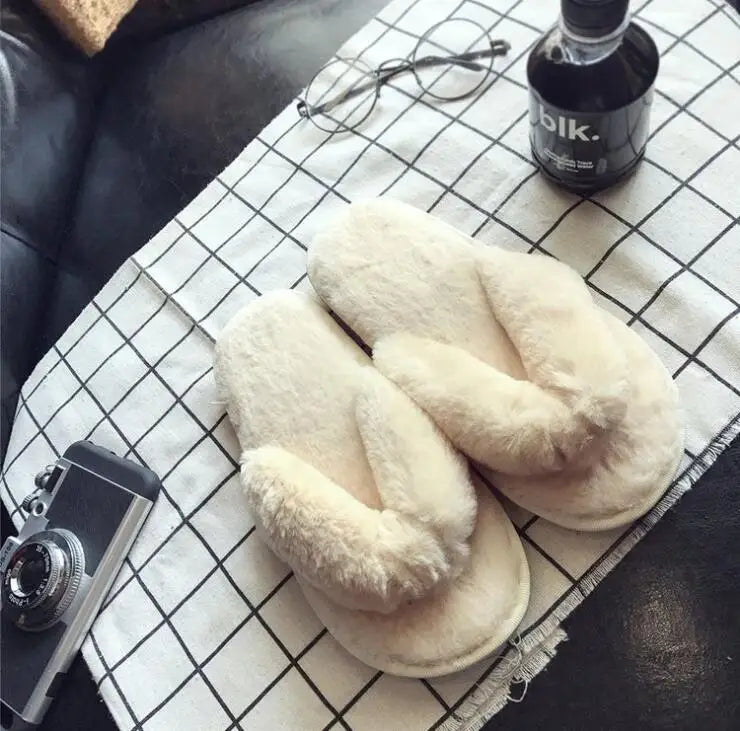 Luxe Studio Plush Faux Fur Slippers  | Merch Gone Viral.