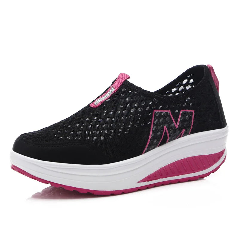 Spring and Summer Sports Shoes Breathable Thick-soled Mesh Low-top Sneakers Women  Height-enhancing Casual Shoes