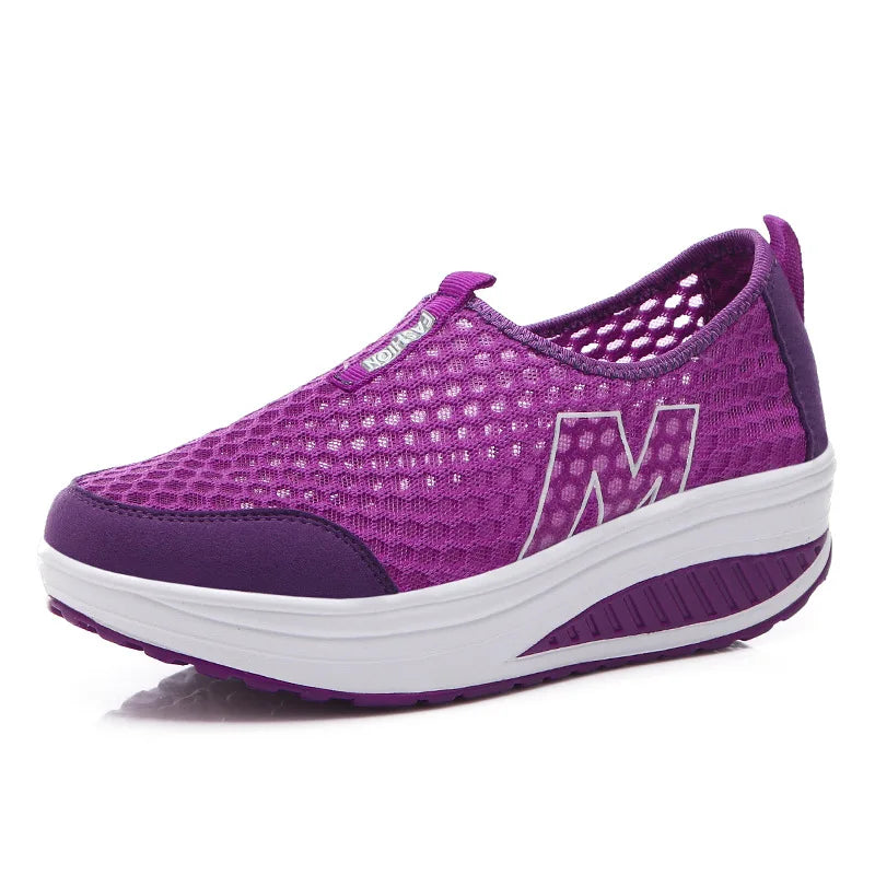 Spring and Summer Sports Shoes Breathable Thick-soled Mesh Low-top Sneakers Women  Height-enhancing Casual Shoes