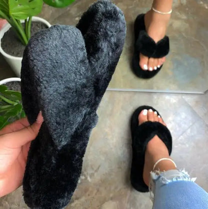 Luxe Studio Plush Faux Fur Slippers  | Merch Gone Viral.