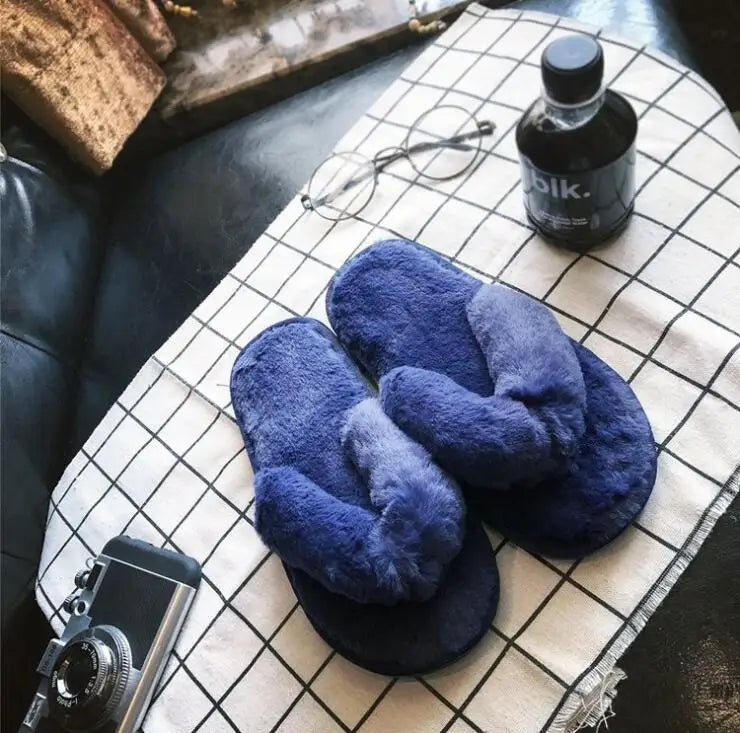 Luxe Studio Plush Faux Fur Slippers  | Merch Gone Viral.