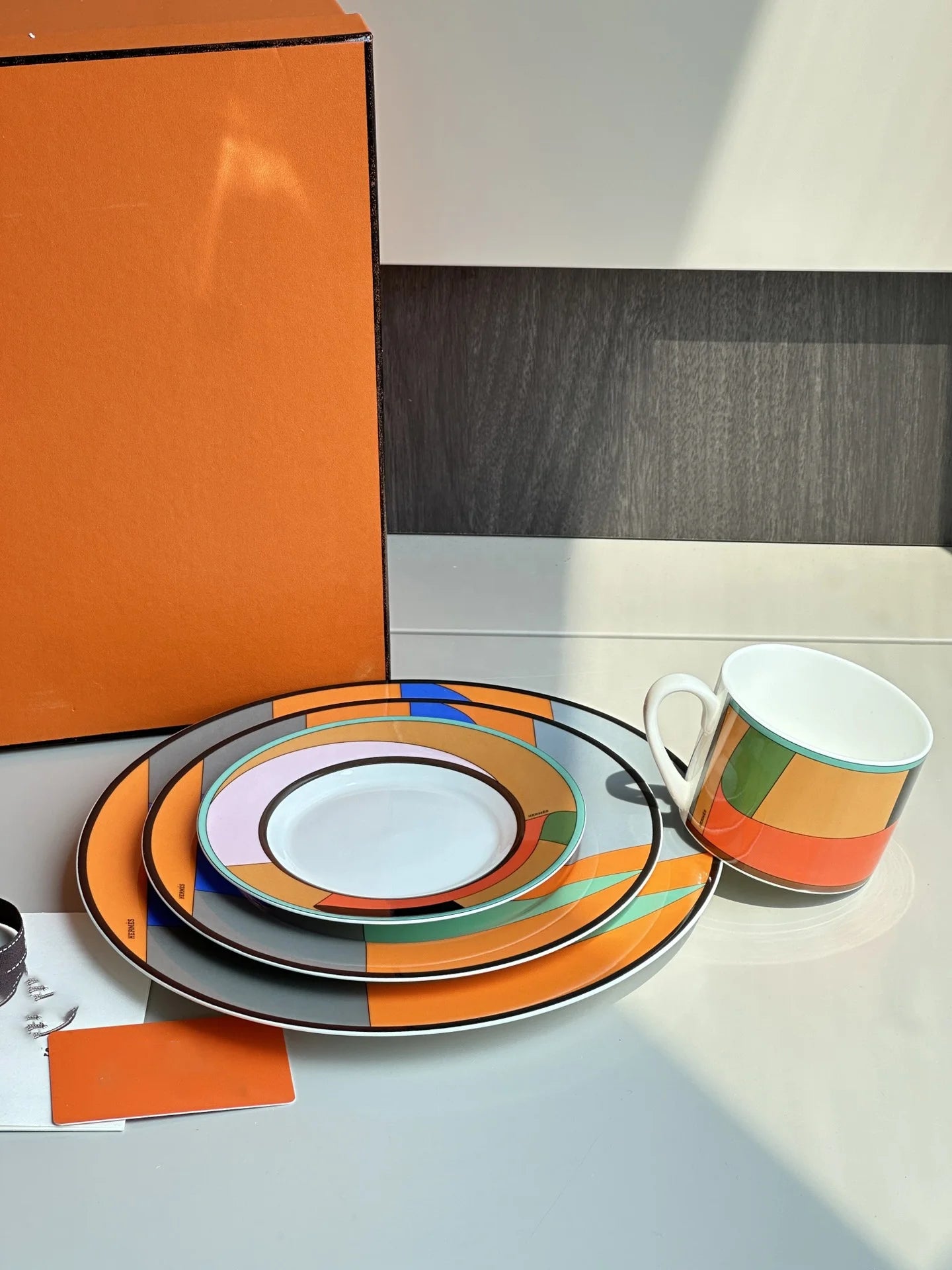 Nordic Dinnerware Set with Four-Piece Horse Pattern